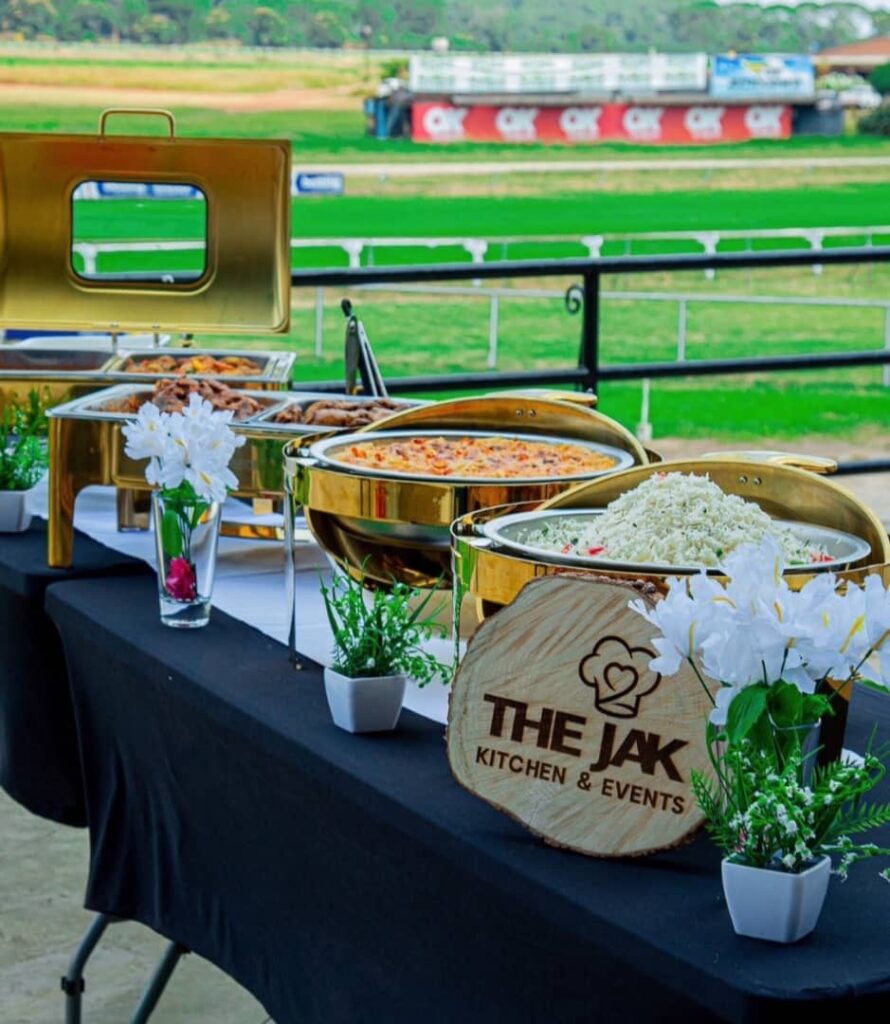 Misrue Events | The Jack Kitchen and events wooden slates by Misrue displayed at a buffet lunch serving point at a wedding | Zimbabwe wedding decor | Zimbabwe Wedding Planner Blog 