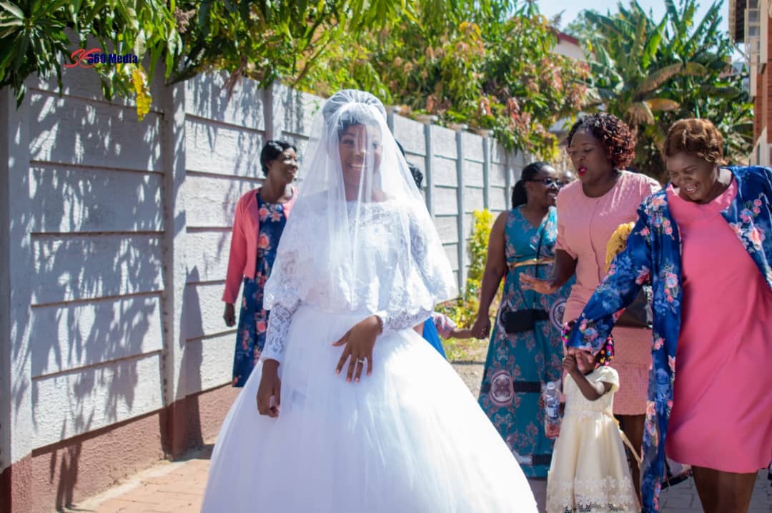 Zimbabwean Bride wearing a wedding dress from Matmax Bridal and Events at a Zimbabwe wedding - Zimbabwe wedding gown boutiques - Zimbabwe Wedding Planning 2